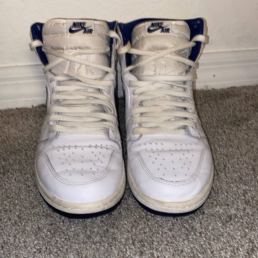 Jordan 1 High Metallic Navy Size: 12